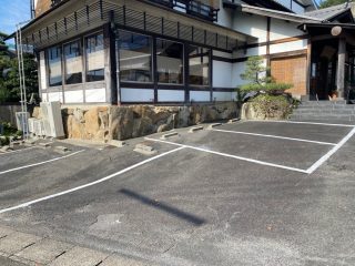 愛知県名古屋市守山区　飲食店駐車場　ライン塗り替え工事